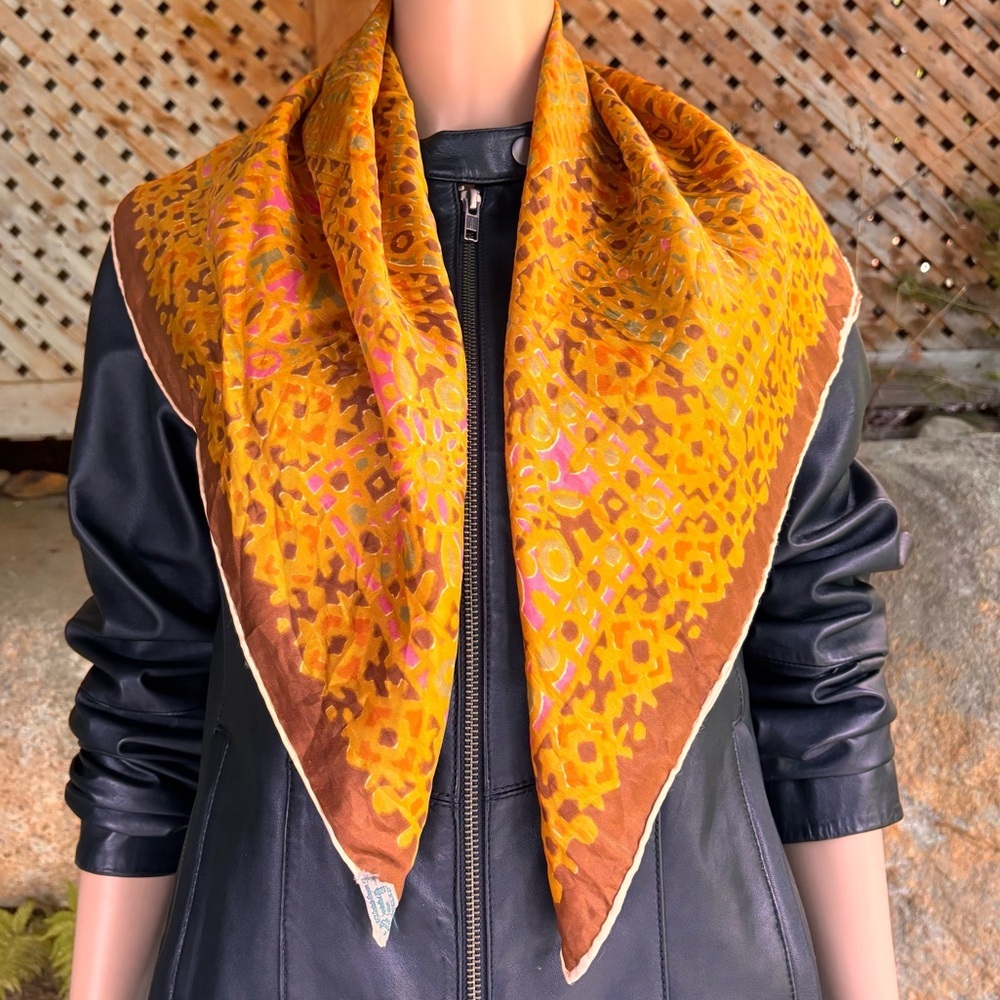 Vintage 60s Mod Gold & Brown Patterned Scarf | Retro Maximalist - Picture 4 of 10